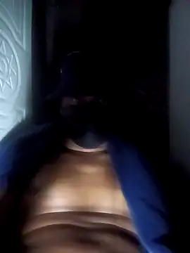 THErealHeat live sex cam