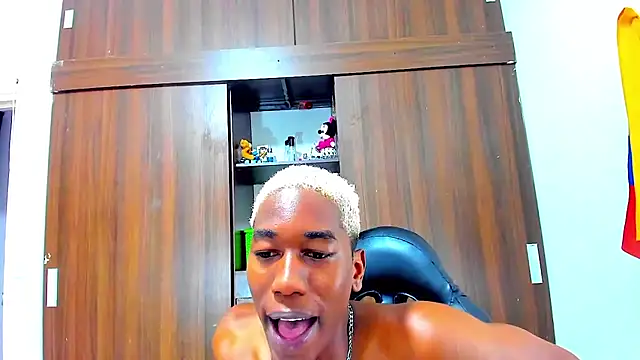 Dreamastercum_ live sex cam