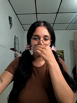 Annya-sweet live sex cam