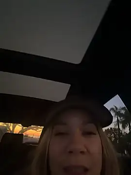 Bigbuttbrooklynn live sex cam