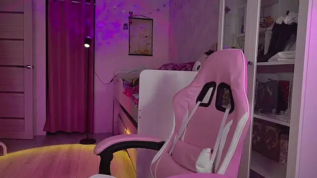 MiraJades's cam snapshot