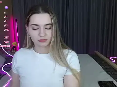 BellaaBlushh's cam snapshot