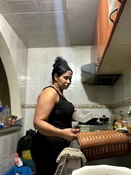 Carola-Ross live sex cam