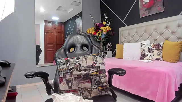 kris_milff's cam snapshot