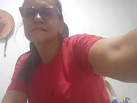 Lunax_taylor's cam snapshot