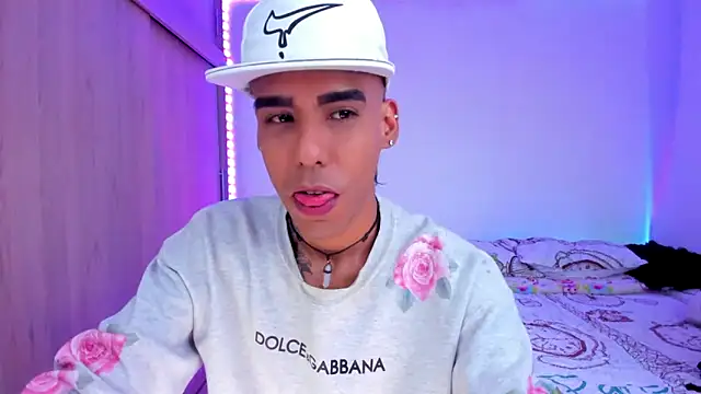 Damianwhite live sex cam