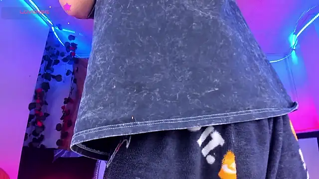 Ethan_Boyy live sex cam