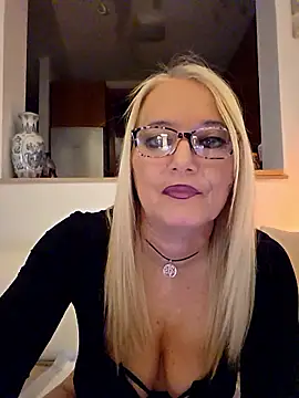 kikkastar live sex cam