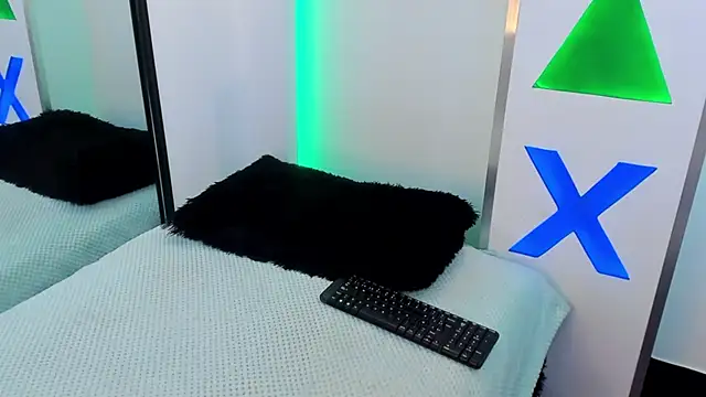 Sarah_Saenzz's cam snapshot