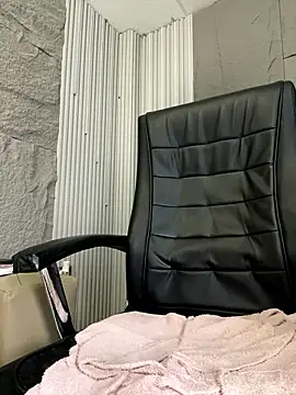 KaitlynLoveCam live sex cam