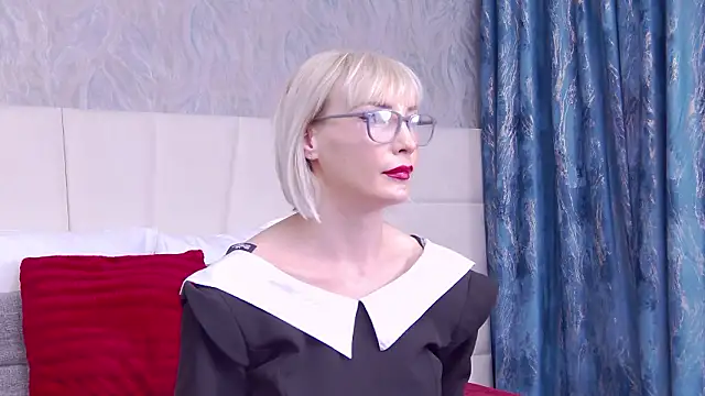 LoreneMoonlight's cam snapshot