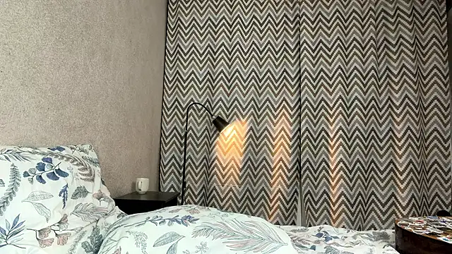 pinkfondnes's cam snapshot