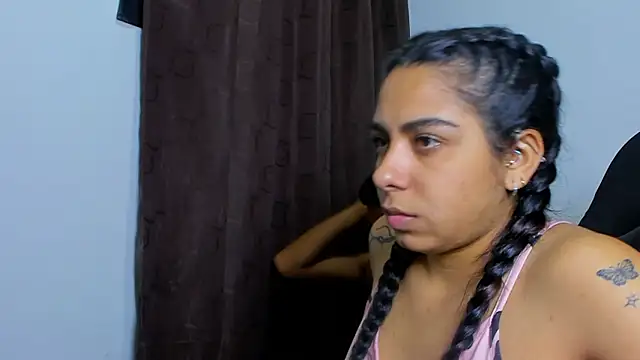 violet_and_myers's cam snapshot