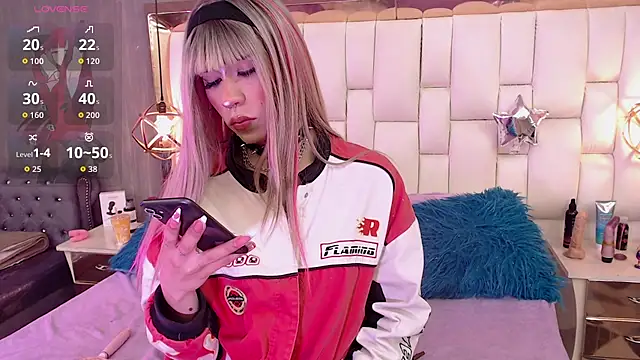 Foxxy_Doll live sex cam