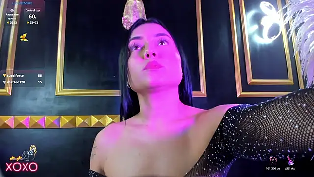 isla_grey_'s cam snapshot