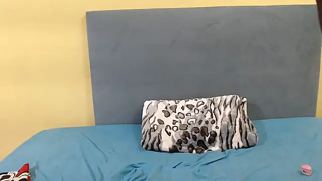 SexyKatLady18's cam snapshot