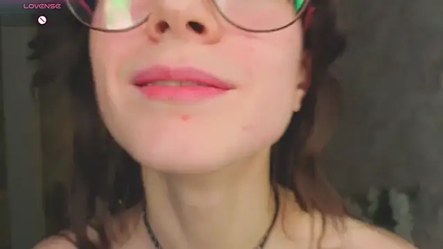 ReneeLippeatt's cam snapshot