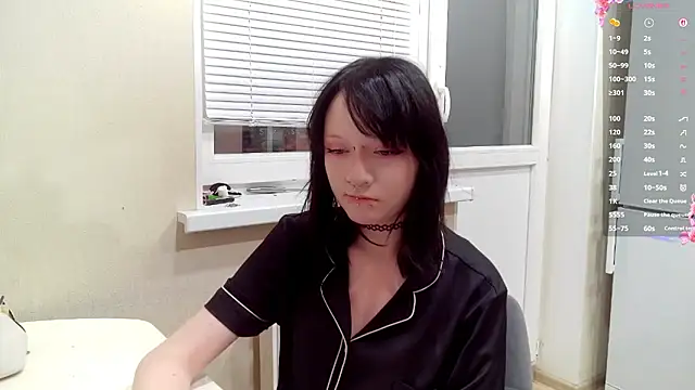 Shine_Luna's cam snapshot