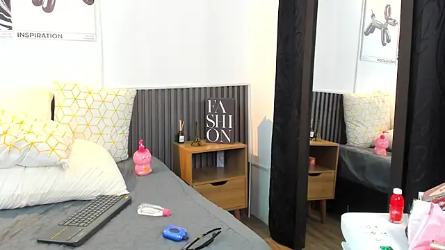 Natasha_Sanchez1's cam snapshot