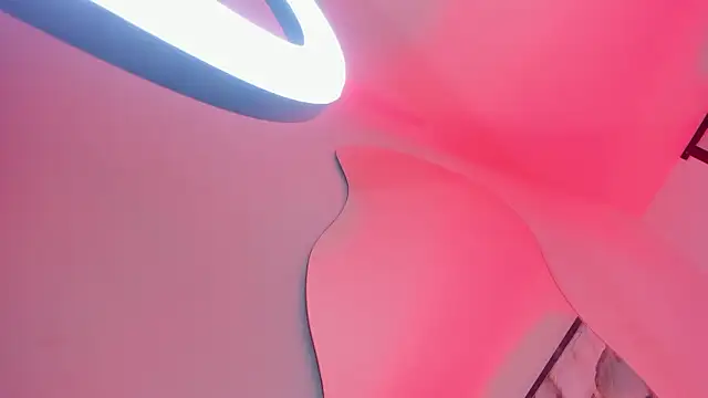 zara_rouxx's cam snapshot