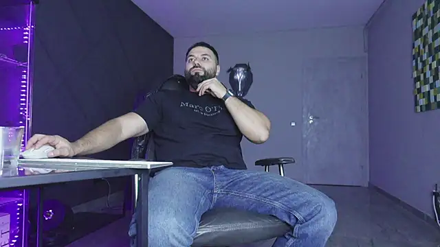 mattmasterss live sex cam