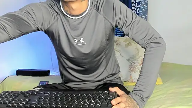 _Logan_Colton_'s cam snapshot