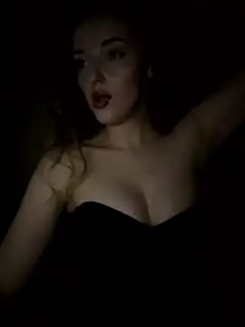 SecretSeduce's cam snapshot