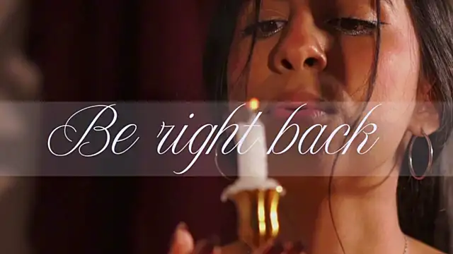 zia_cooper's cam snapshot