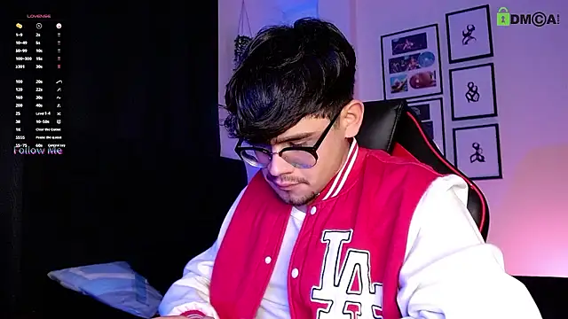 isaac_saenzs's cam snapshot