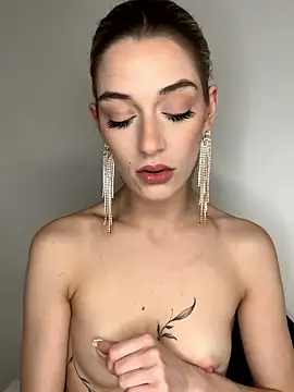 Bellalolahot's cam snapshot