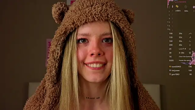 TiffinyMergist live sex cam