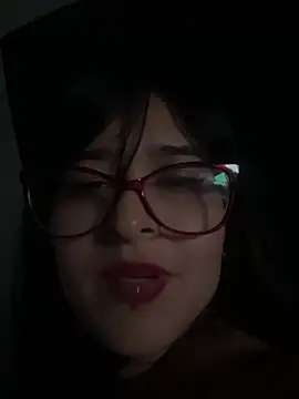 UAlyabaniat's cam snapshot