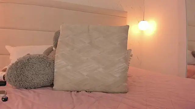 VENUSMOON777 live sex cam