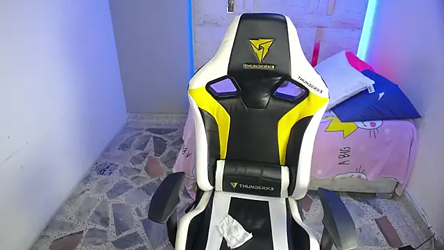 Little_bubu's cam snapshot