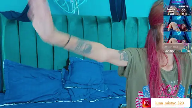Lunamistyc live sex cam