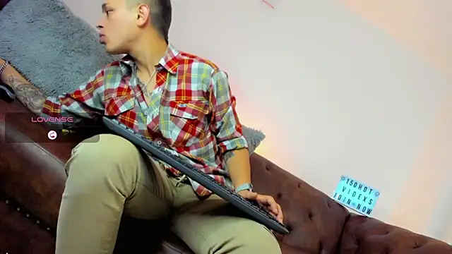 Tim_wolf live sex cam