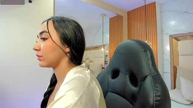 julieta_rosee's cam snapshot