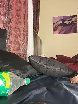 Ruthlessvee's cam snapshot