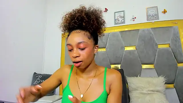 AliyahBrowns's cam snapshot