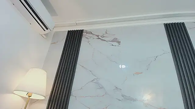 LaxiZoe's cam snapshot