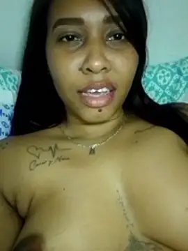 SexyNaomi29's cam snapshot