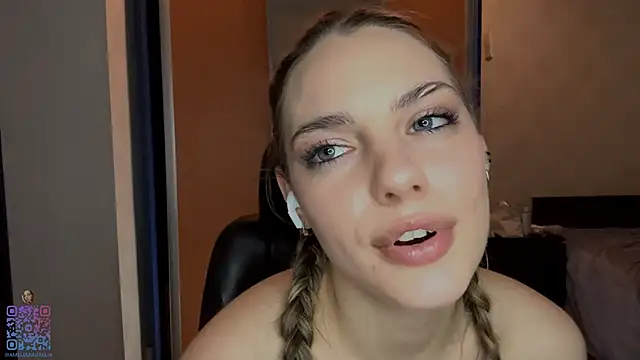 IlanaLafferty live sex cam