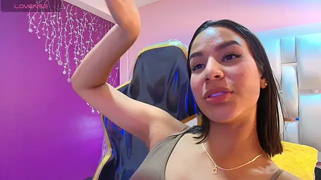 martiina_1's cam snapshot