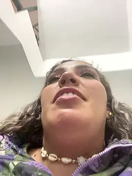 ISIS17_EF's cam snapshot