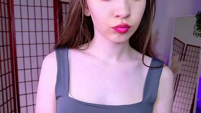 SilentLily's cam snapshot