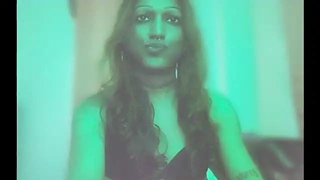 MmmMonikaBabie live sex cam