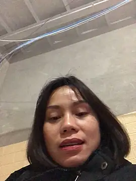 Sarahkiu live sex cam