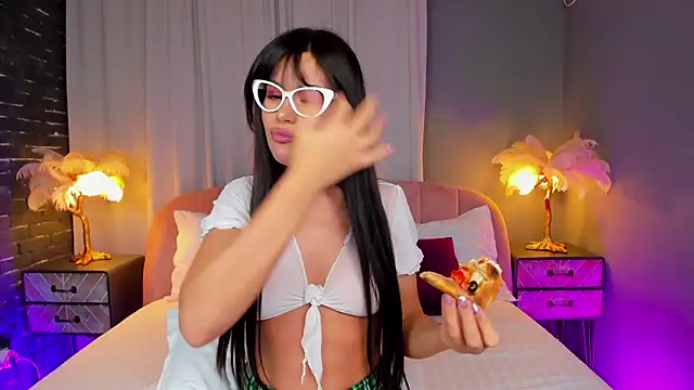 AmedeeaBanks live sex cam