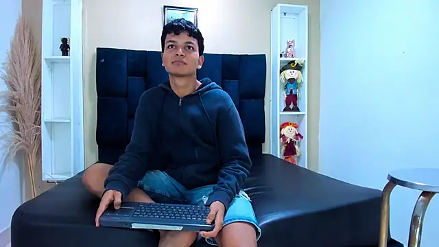 Joseph_Gonzalez's cam snapshot