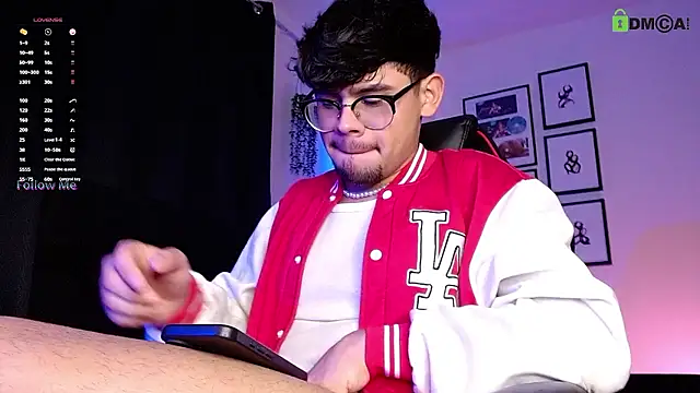 isaac_saenzs's cam snapshot